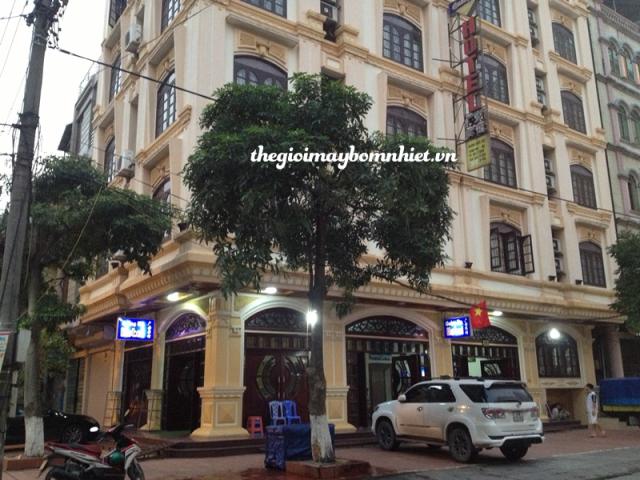 Khach San Quang An Mongcai