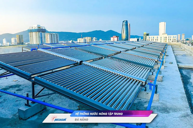 Phân loại máy nước nóng NLMT